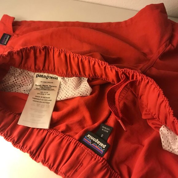 Patagonia barely baggies - Picture 3 of 4